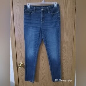 St. John's Bay Women's Skinny Leg Blue Jeans Size 12